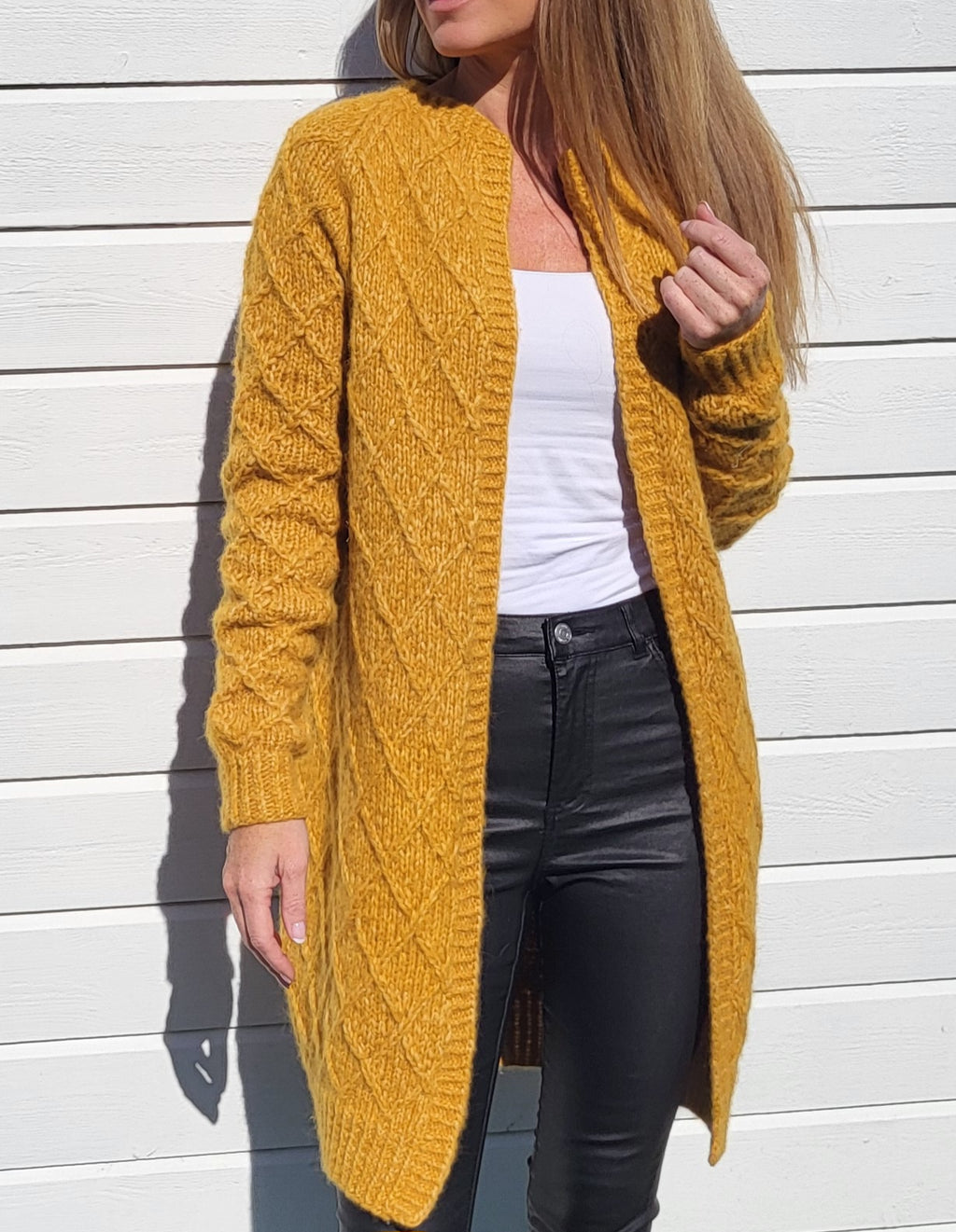 Vicky Cardigan Lang