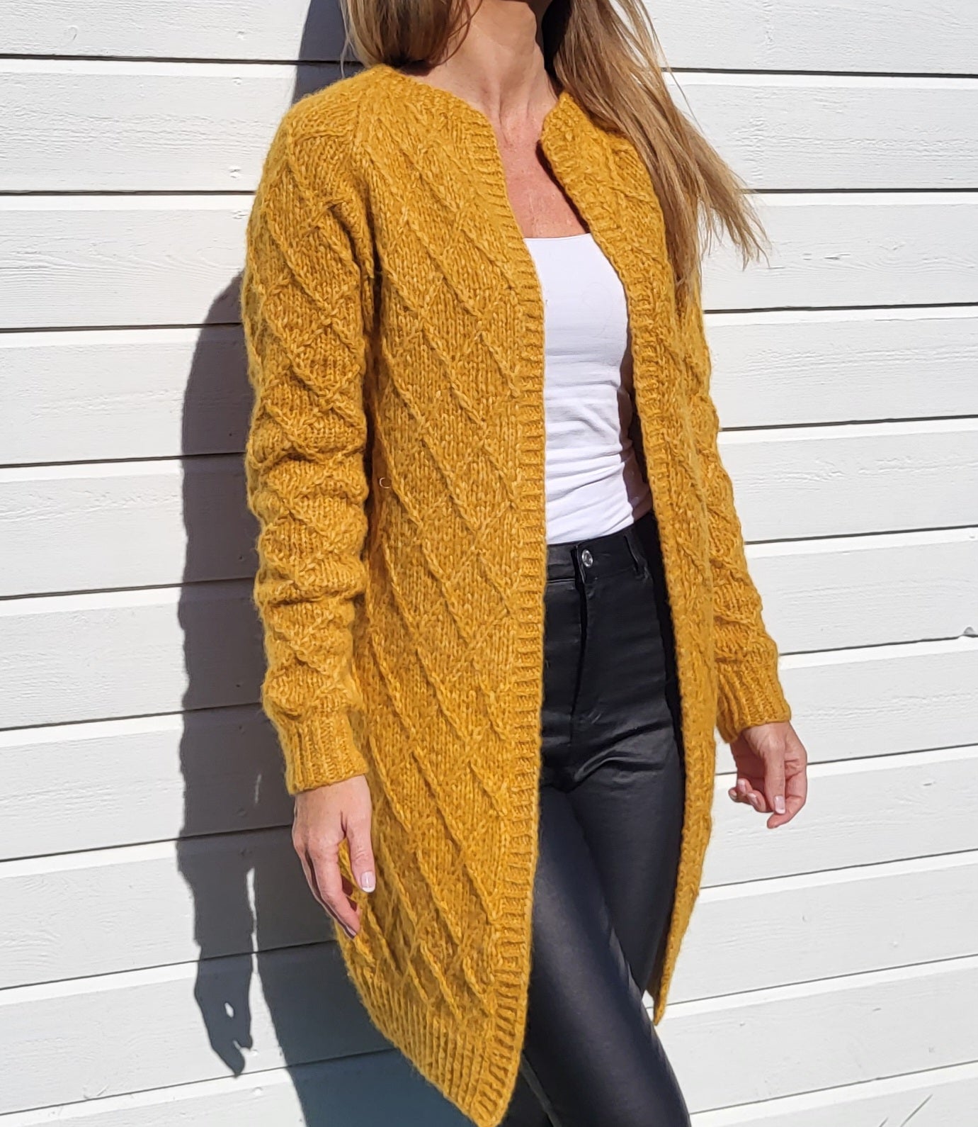 Vicky Cardigan Lang