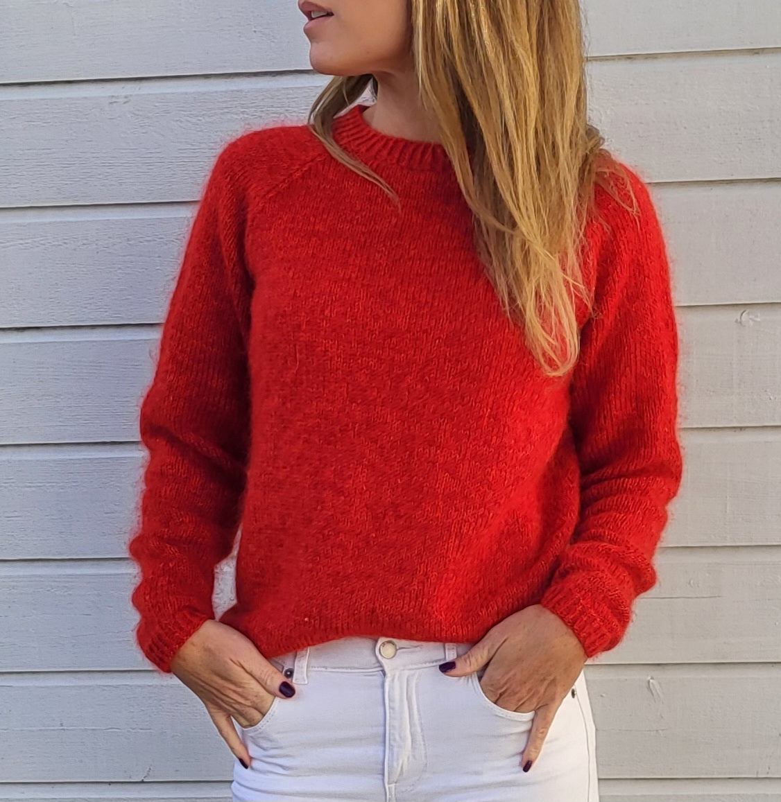 Emilia Genser O-Neck
